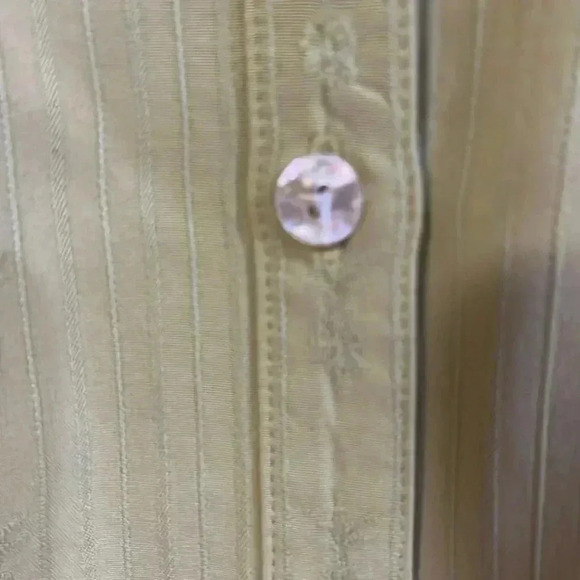 [4]Tommy Bahama Pineapple Pattern Yellow Green  Cropped Silk Button Down Shirt - Picture 6 of 12